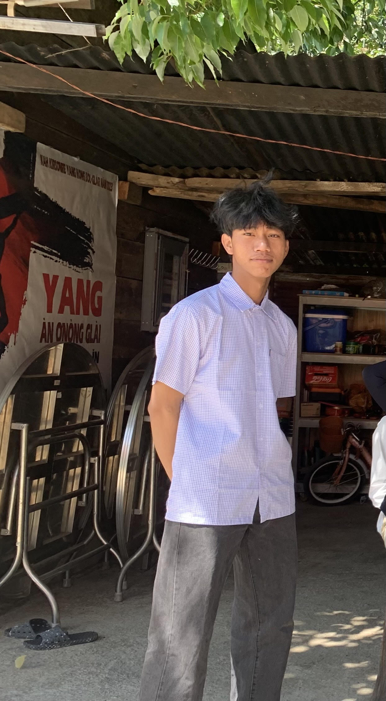 Ảnh đại diện của Bon Dơng Phi Linh